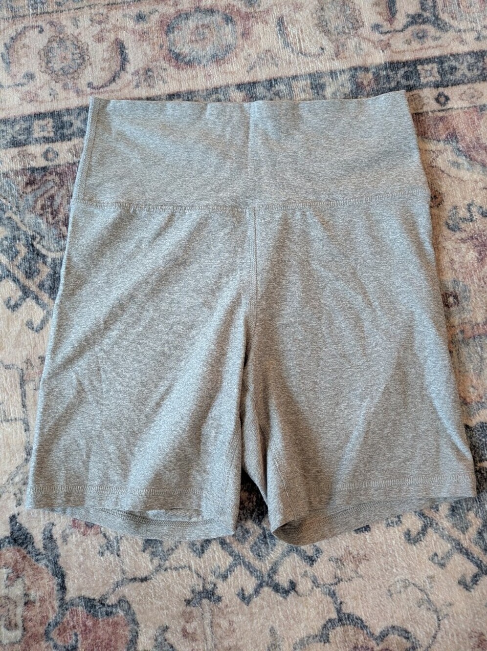 High-Waist Midi Active Skirt in Light Gray